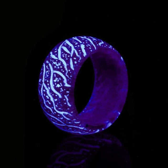 Love Glow Ring Zendrop
