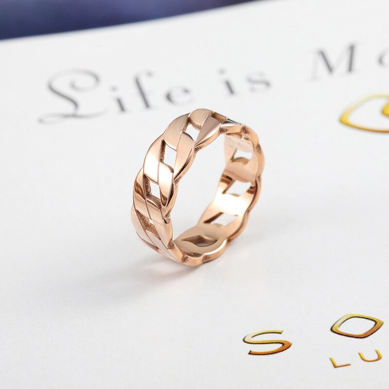 Cassie Ring Zendrop