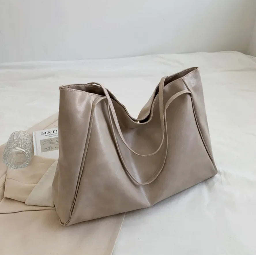 Glossy Retro Tote Bag Heart Bound Gifts