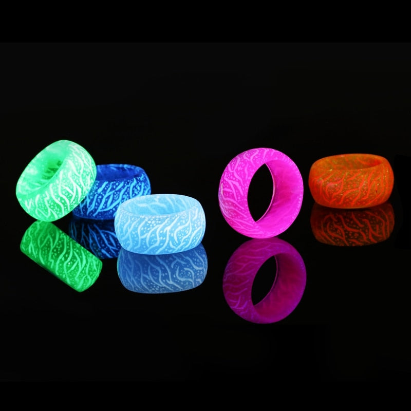 Love Glow Ring Zendrop