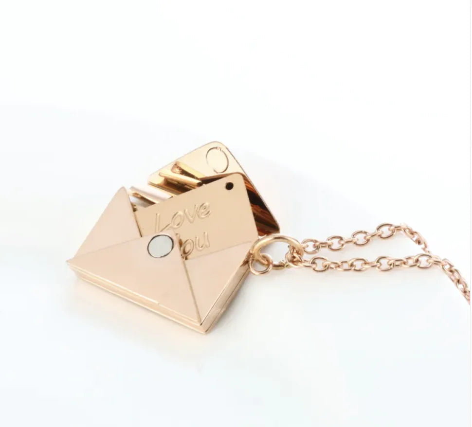 Hidden Message Heart Envelope Pendant Necklace Zendrop