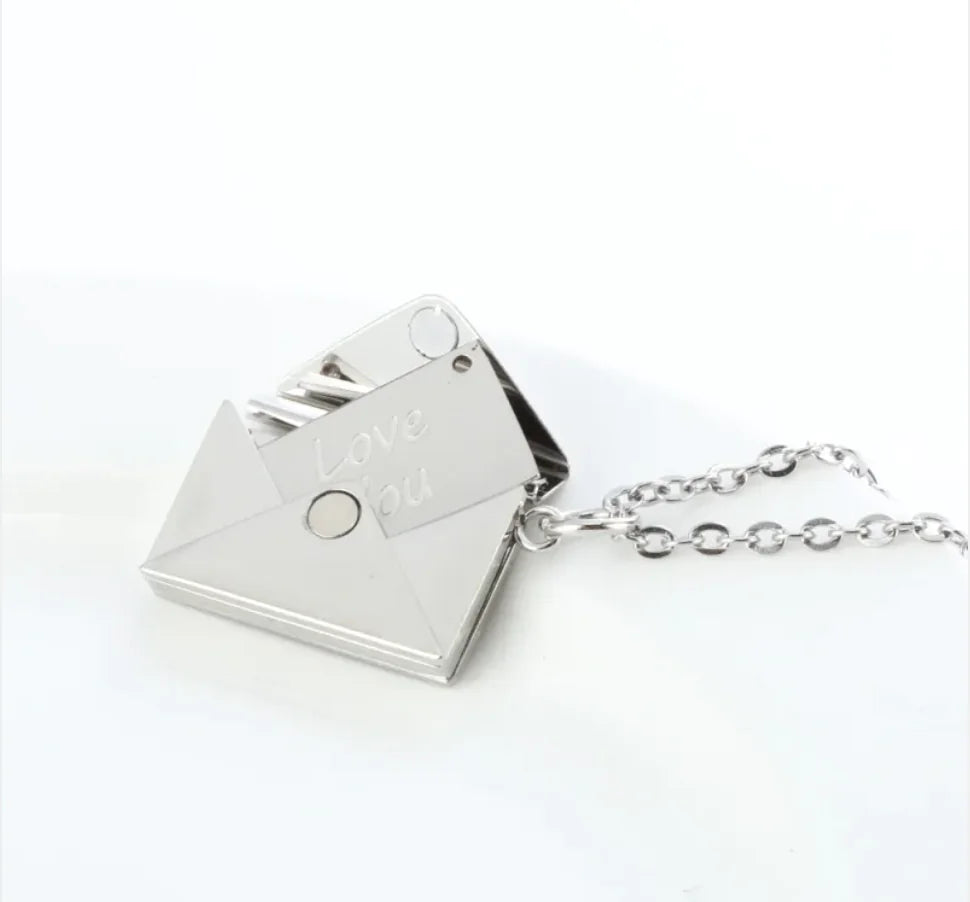 Hidden Message Heart Envelope Pendant Necklace Zendrop